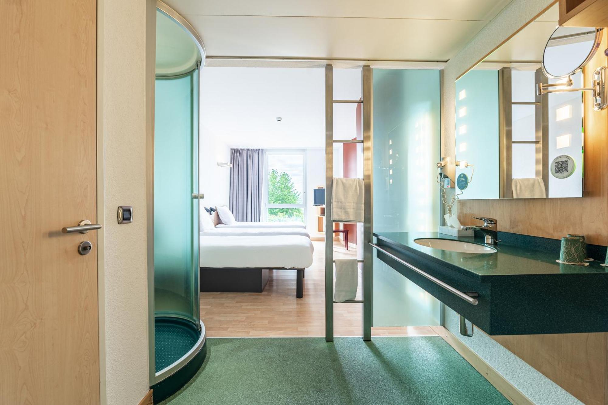 B&B Hotel Lully 3 Lakes Estavayer-le-lac Quarto foto